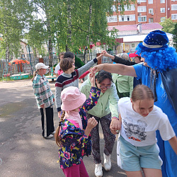 Праздник летних дождей